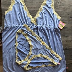 Ladies Lingerie Set
